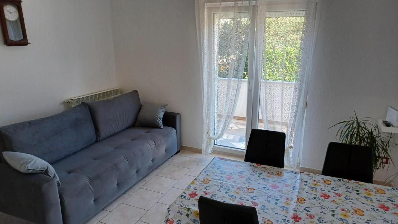 Apartments Villa Adamovic Умаг Номер фото