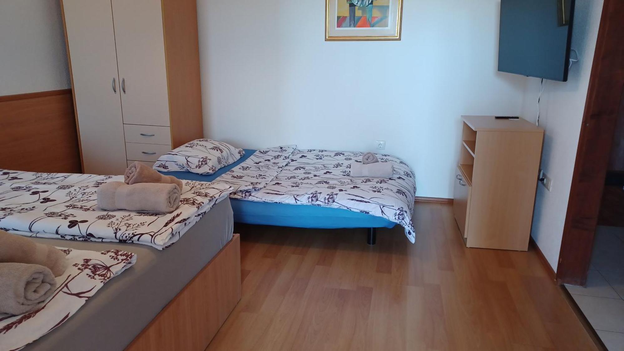 Apartments Villa Adamovic Умаг Номер фото